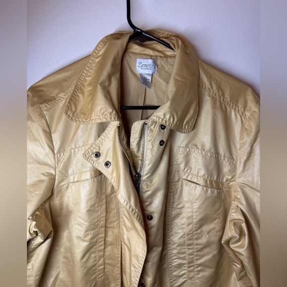 Chico’s Zenergy Yellow Zip Front Windbreaker Jacket Size 3 (US XL) - Picture 4 of 13